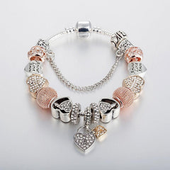 Pulseira com berloques strass